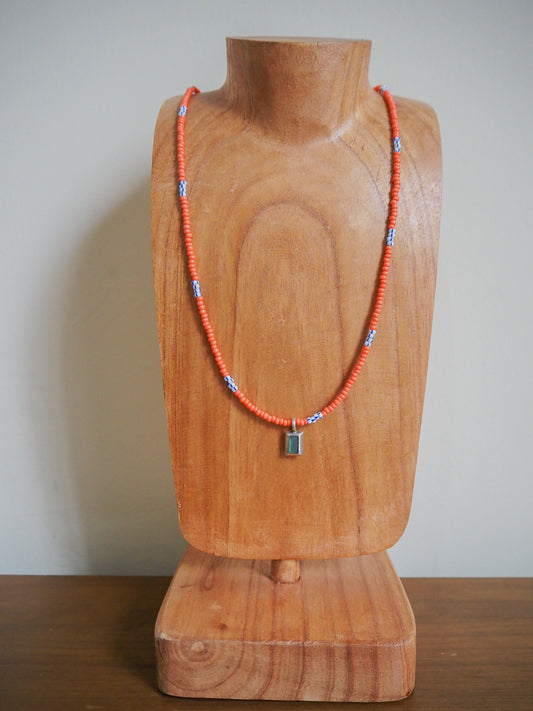 Seed bead necklace with green onyx baguette pendant